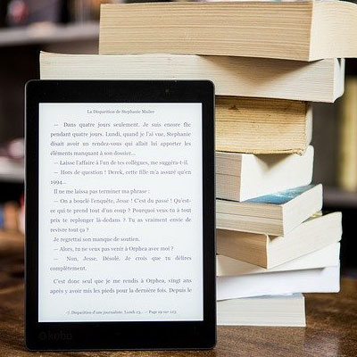 Pixabay-book-3610618_400square